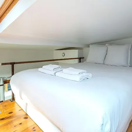 Avenue Philippe Auguste Apartament