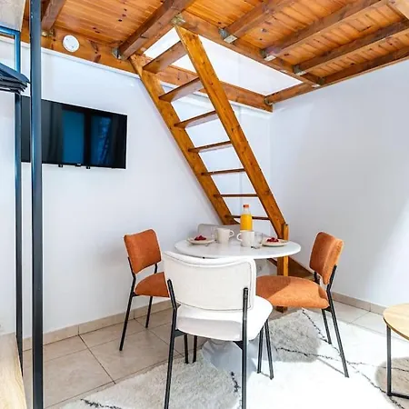 Avenue Philippe Auguste *